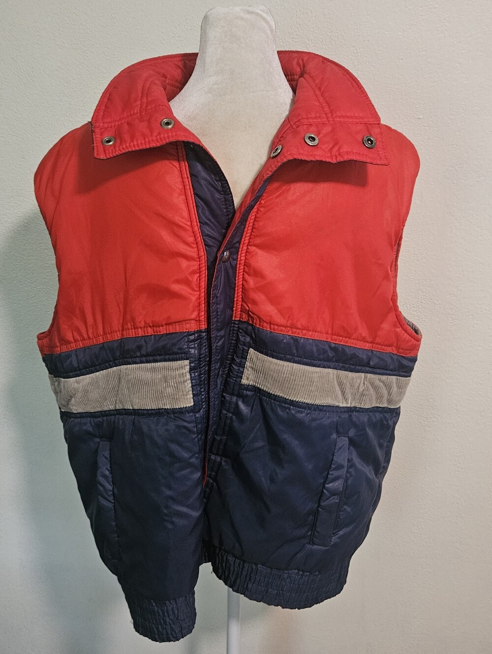 Alpine Red and Navy Colorblock Puffer Vest with Contrast Stripe Vintage Xl